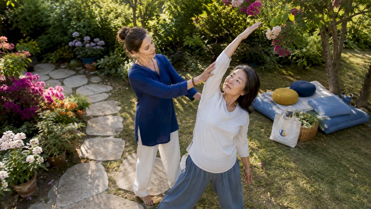 What Is Holistic Movement Therapy: Benefits and Practices