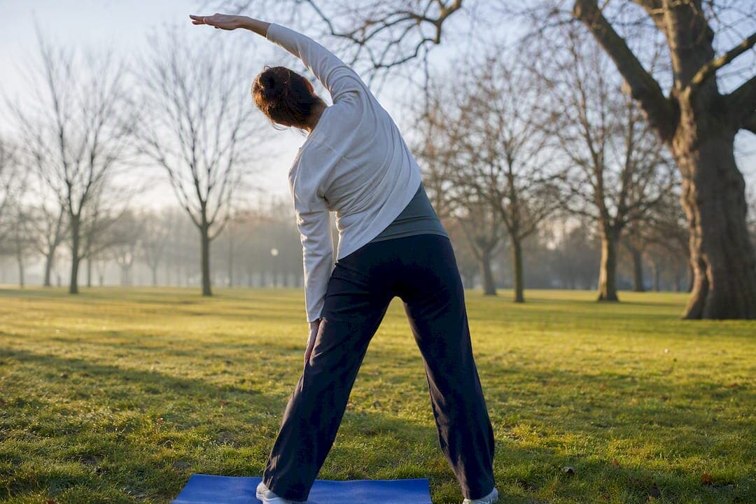 3–10 Minute Qigong Habit to Improve Flexibility for UK Beginners